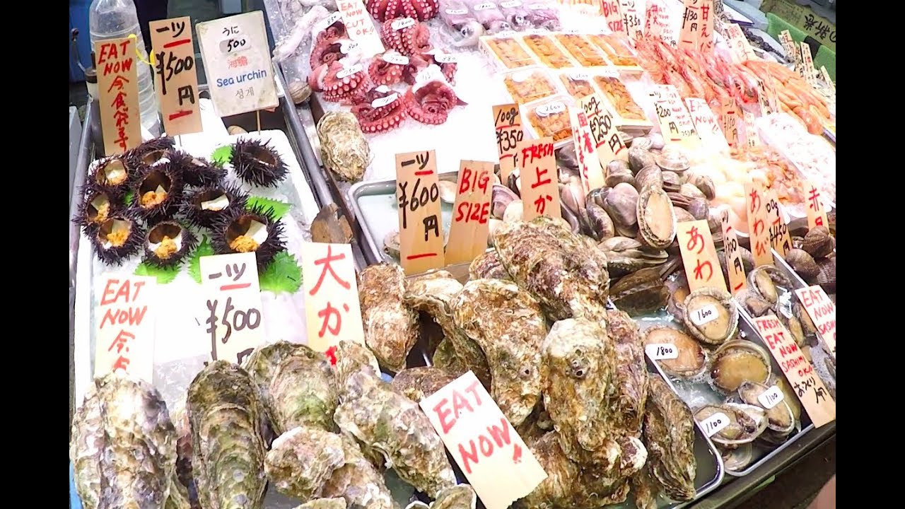 Japanese Street Food Tour l Nishiki Market in Kyoto, Japan